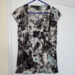 Women’s silk Escada top. Size 36